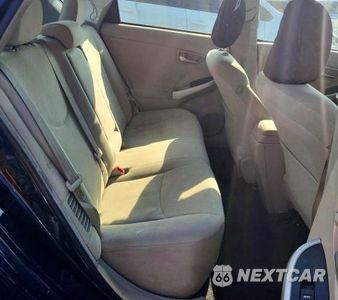 Zdjęcie 10 z 13 samochodu: 2015 TOYOTA PRIUS TWO VIN:JTDKN3DU1F0400859 - miniatura