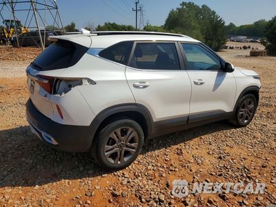 Trzecie zdjęcie samochodu z tyłu: 2021 KIA SELTOS S VIN:KNDEU2AA6M7161575 - miniatura