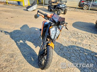 Drugie zdjęcie samochodu z przodu: 2019 KTM 790 DUKE VIN:VBKTU6405KM738045 - miniatura