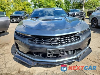 Piąte zdjęcie samochodu w środku: 2022 CHEVROLET CAMARO LT1 VIN:1G1FF1R70N0101344 - miniatura