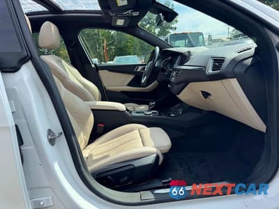 Zdjęcie 11 z 14 samochodu: 2021 BMW 228XI VIN:WBA73AK02M7J79970 - miniatura