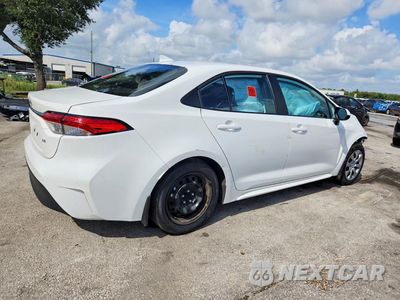 Trzecie zdjęcie samochodu z tyłu: 2026 TOYOTA COROLLA LE VIN:5YFB4MDEXTP365841 - miniatura