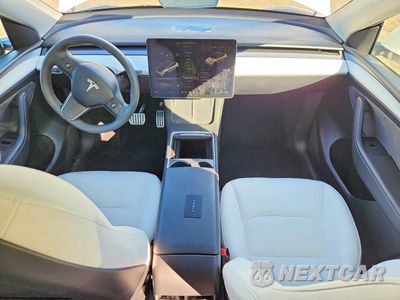 Zdjęcie 8 z 13 samochodu: 2023 TESLA MODEL Y VIN:7SAYGDEF3PF773899 - miniatura
