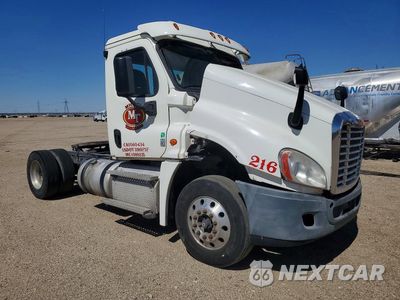 Czwarte zdjęcie samochodu z boku: 2016 FREIGHTLINER CASCADIA 125 VIN:3AKBGDD57GSGU9465 - miniatura