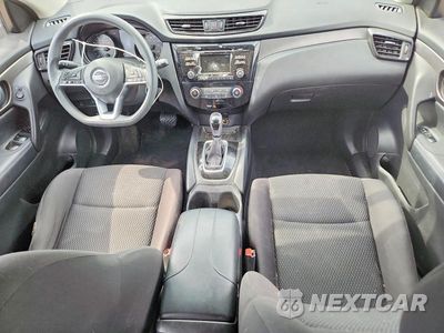 Zdjęcie 8 z 12 samochodu: 2017 NISSAN ROGUE SPORT S VIN:JN1BJ1CR1HW143542 - miniatura