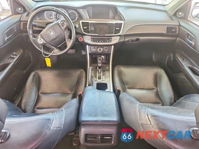 Zdjęcie 8 z 12 samochodu: 2013 HONDA ACCORD TOURING VIN:1HGCR3F92DA023579 - miniatura
