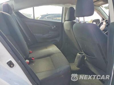Zdjęcie 10 z 13 samochodu: 2013 NISSAN VERSA 1.6 S VIN:3N1CN7AP2DL866779 - miniatura