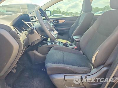 Zdjęcie 7 z 14 samochodu: 2017 NISSAN ROGUE SPORT S VIN:JN1BJ1CP4HW031445 - miniatura