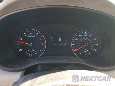 Zdjęcie 9 z 13 samochodu: 2018 KIA SPORTAGE EX VIN:KNDPNCAC3J7389283 - miniatura