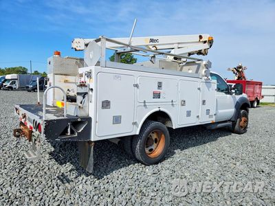 Trzecie zdjęcie samochodu z tyłu: 2013 FORD F450 SUPER DUTY UTILITY / SERVICE TRUCK VIN:1FDUF4HY0DEB43066 - miniatura