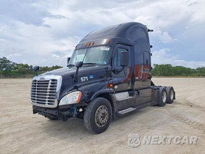 2015 FREIGHTLINER CASCADIA SEMI TRUCK 3AKJGLD51FSGJ3615 - główne zdjęcie licytacji z USA - miniatura