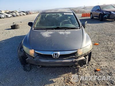 Piąte zdjęcie samochodu w środku: 2009 HONDA CIVIC LX VIN:2HGFA16519H348996 - miniatura