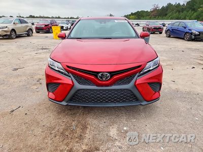 Piąte zdjęcie samochodu w środku: 2020 TOYOTA CAMRY SE VIN:4T1M11AK1LU365901 - miniatura