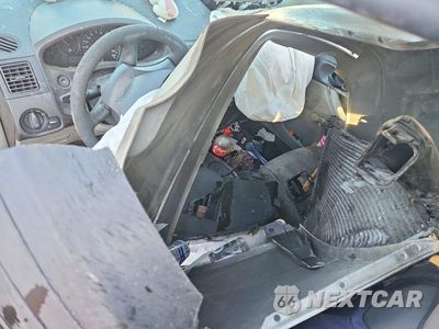 Zdjęcie 8 z 12 samochodu: 2007 FORD FOCUS ZX4 VIN:1FAFP34N67W315363 - miniatura
