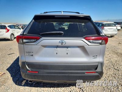 Zdjęcie 6 z 12 samochodu: 2019 TOYOTA RAV4 XLE PREMIUM VIN:2T3A1RFV4KW048236 - miniatura
