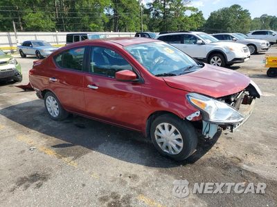 Czwarte zdjęcie samochodu z boku: 2017 NISSAN VERSA 1.6 SV VIN:3N1CN7AP6HL869769 - miniatura