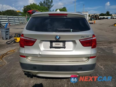 Zdjęcie 6 z 13 samochodu: 2011 BMW X3 XDRIVE35I VIN:5UXWX7C56BLL15102 - miniatura