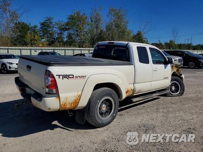 Trzecie zdjęcie samochodu z tyłu: 2014 TOYOTA TACOMA V6 VIN:5TFUU4EN3EX096576 - miniatura