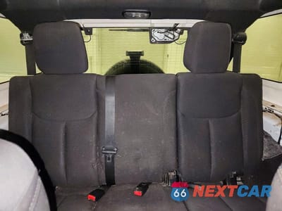 Zdjęcie 10 z 13 samochodu: 2013 JEEP WRANGLER UNLIMITED SPORT VIN:1C4BJWDG4DL542187 - miniatura