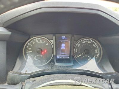 Zdjęcie 9 z 12 samochodu: 2017 TOYOTA TACOMA TRD SPORT VIN:3TMCZ5AN3HM120264 - miniatura