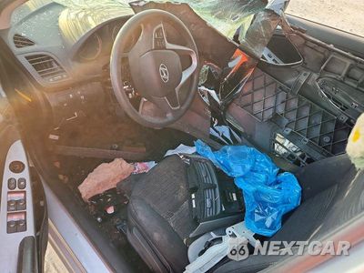 Zdjęcie 8 z 12 samochodu: 2017 HYUNDAI ACCENT SE VIN:KMHCT5AE2HU320206 - miniatura