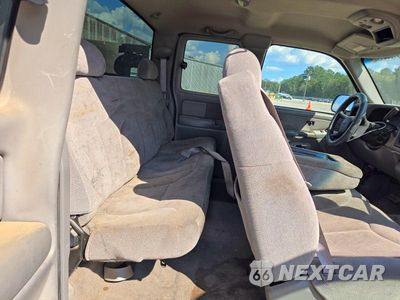 Zdjęcie 10 z 12 samochodu: 2000 GMC NEW SIERRA C1500 VIN:1GTEC19V9YZ322788 - miniatura
