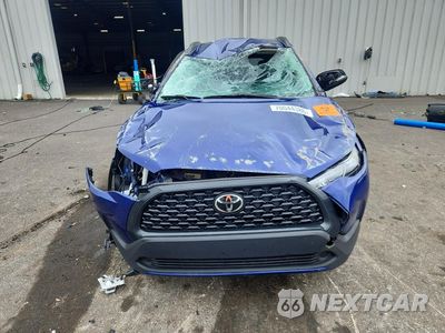 Piąte zdjęcie samochodu w środku: 2024 TOYOTA COROLLA CROSS LE VIN:7MUCAAAG8RV100195 - miniatura