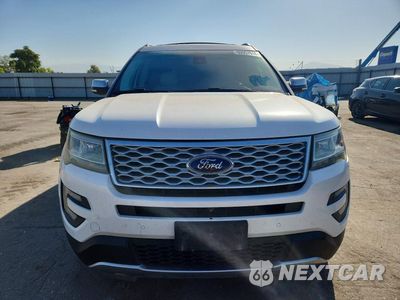 Piąte zdjęcie samochodu w środku: 2016 FORD EXPLORER PLATINUM VIN:1FM5K8HT7GGB53064 - miniatura