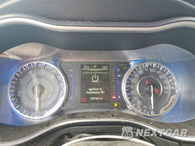 Zdjęcie 9 z 12 samochodu: 2016 CHRYSLER 200 LIMITED VIN:1C3CCCAB9GN141625 - miniatura