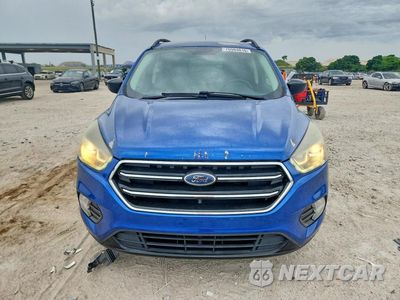 Piąte zdjęcie samochodu w środku: 2017 FORD ESCAPE SE VIN:1FMCU0GD7HUA19770 - miniatura