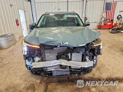 Piąte zdjęcie samochodu w środku: 2025 KIA SORENTO EX VIN:KNDRHDJG2S5427477 - miniatura