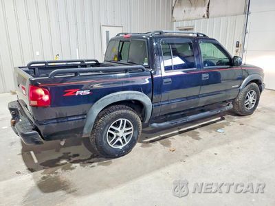 Trzecie zdjęcie samochodu z tyłu: 2004 CHEVROLET S TRUCK S10 VIN:1GCDT13X34K123163 - miniatura