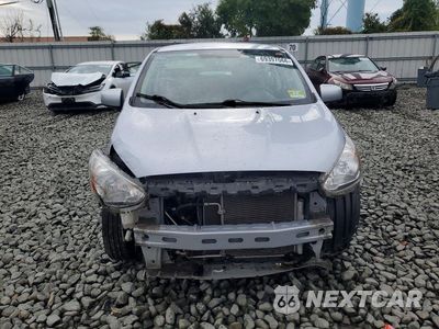 Piąte zdjęcie samochodu w środku: 2019 MITSUBISHI MIRAGE ES VIN:ML32A3HJXKH013897 - miniatura