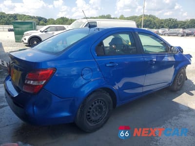 Trzecie zdjęcie samochodu z tyłu: 2017 CHEVROLET SONIC LS VIN:1G1JB5SH0H4156938 - miniatura