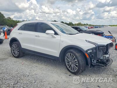 Czwarte zdjęcie samochodu z boku: 2025 CADILLAC XT4 PREMIUM LUXURY VIN:1GYFZCR49SF161254 - miniatura