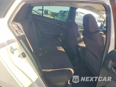 Zdjęcie 10 z 12 samochodu: 2017 TOYOTA PRIUS TWO VIN:JTDKBRFU8H3024381 - miniatura
