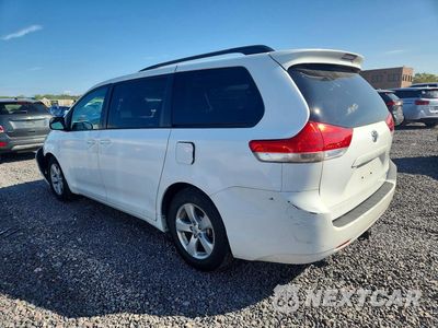 Drugie zdjęcie samochodu z przodu: 2012 TOYOTA SIENNA LE VIN:5TDKK3DC8CS183139 - miniatura