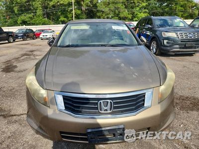 Piąte zdjęcie samochodu w środku: 2009 HONDA ACCORD LX VIN:1HGCP26329A043625 - miniatura