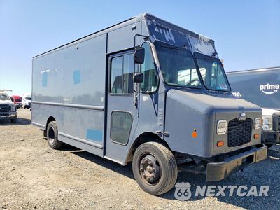 Czwarte zdjęcie samochodu z boku: 2020 FREIGHTLINER MT45G CHASSIS DELIVERY TRUCK VIN:4UZAC2EA6LCLZ6748 - miniatura