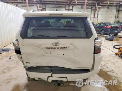 Zdjęcie 6 z 13 samochodu: 2022 TOYOTA 4 RUNNER VIN:JTEMU5JR1N6016157 - miniatura