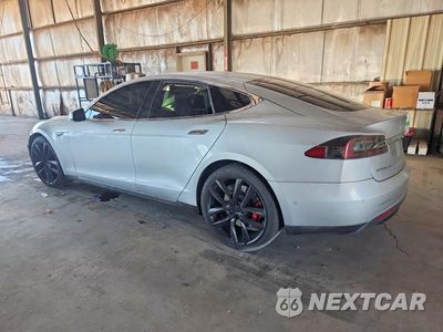 Drugie zdjęcie samochodu z przodu: 2015 TESLA MODEL S VIN:5YJSA1E47FF114286 - miniatura