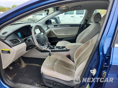 Zdjęcie 7 z 12 samochodu: 2017 HYUNDAI SONATA SPORT VIN:5NPE34AF1HH526630 - miniatura
