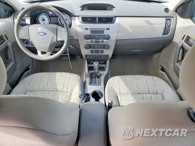 Zdjęcie 8 z 12 samochodu: 2010 FORD FOCUS SE VIN:1FAHP3FN1AW201512 - miniatura