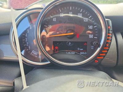 Zdjęcie 9 z 12 samochodu: 2015 MINI COOPER VIN:WMWXM5C54F3A04342 - miniatura
