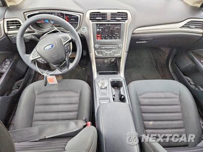 Zdjęcie 8 z 12 samochodu: 2017 FORD FUSION SE VIN:3FA6P0H74HR328563 - miniatura