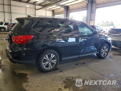 Trzecie zdjęcie samochodu z tyłu: 2019 NISSAN PATHFINDER S VIN:5N1DR2MM6KC643224 - miniatura
