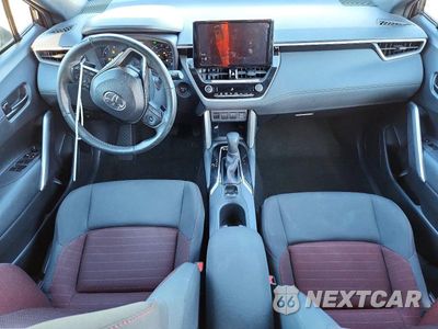 Zdjęcie 8 z 12 samochodu: 2024 TOYOTA COROLLA CROSS HYBRID NIGHTSHADE VIN:7MUFBABGXRV024214 - miniatura