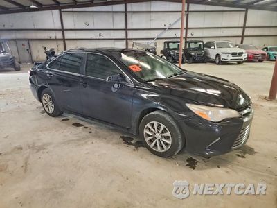 Czwarte zdjęcie samochodu z boku: 2017 TOYOTA CAMRY LE VIN:4T1BF1FK5HU407673 - miniatura