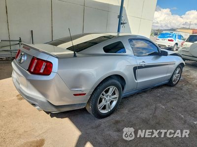 Trzecie zdjęcie samochodu z tyłu: 2011 FORD MUSTANG VIN:1ZVBP8AM3B5106188 - miniatura