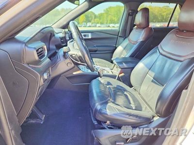 Zdjęcie 7 z 13 samochodu: 2020 FORD EXPLORER PLATINUM VIN:1FM5K8HC2LGA67638 - miniatura